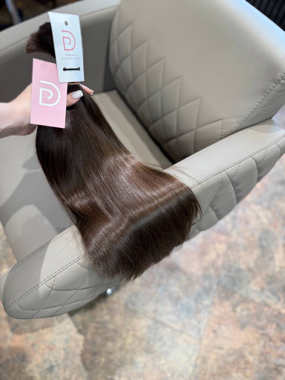 DAJMUR Slavic Hair #2484 | 21 in (53 cm), 172 g, Brown, Level 5